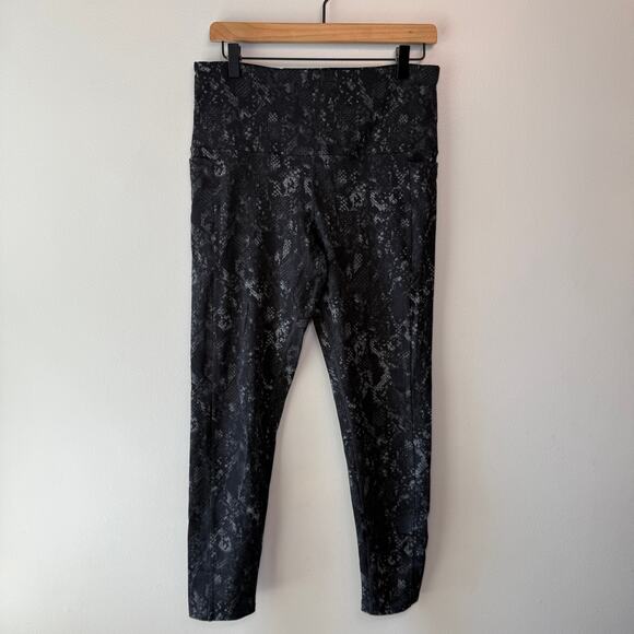 Tuff Athletics Women's Snakeskin Print Ankle Leggings Black Gray Size Large - Picture 1 of 7